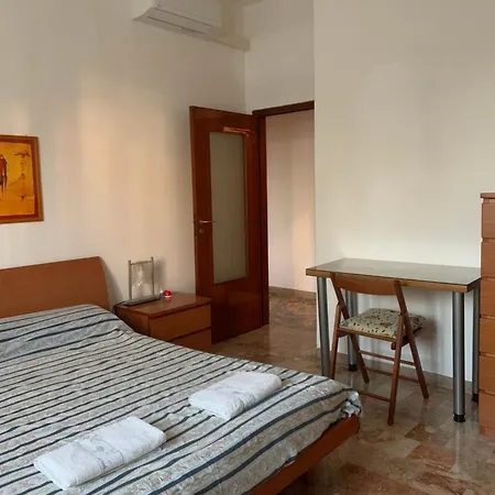 Comfortable 2 Bedroom Suitable 2-5 Pax Daire