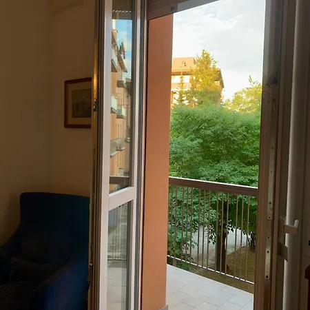 Comfortable 2 Bedroom Suitable 2-5 Pax Lägenhet *