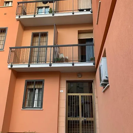 Comfortable 2 Bedroom Suitable 2-5 Pax * Bologna
